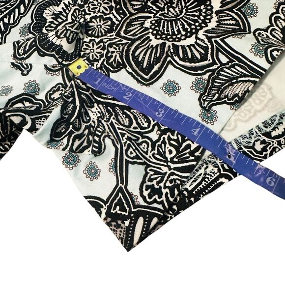 Express Light Blue Paisley Floral Print Side Zip Shorts - Size 8 - Picture 7 of 10